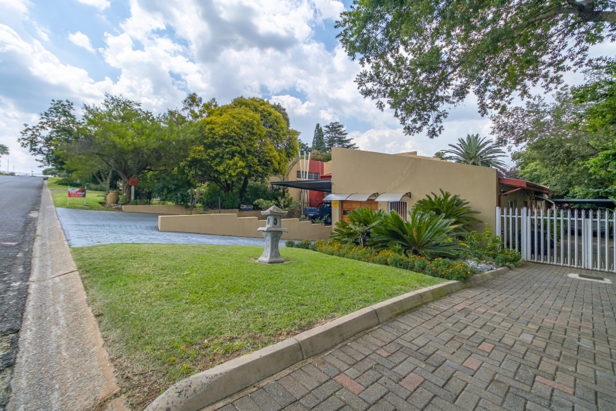 4 Bedroom Property for Sale in Overkruin Gauteng