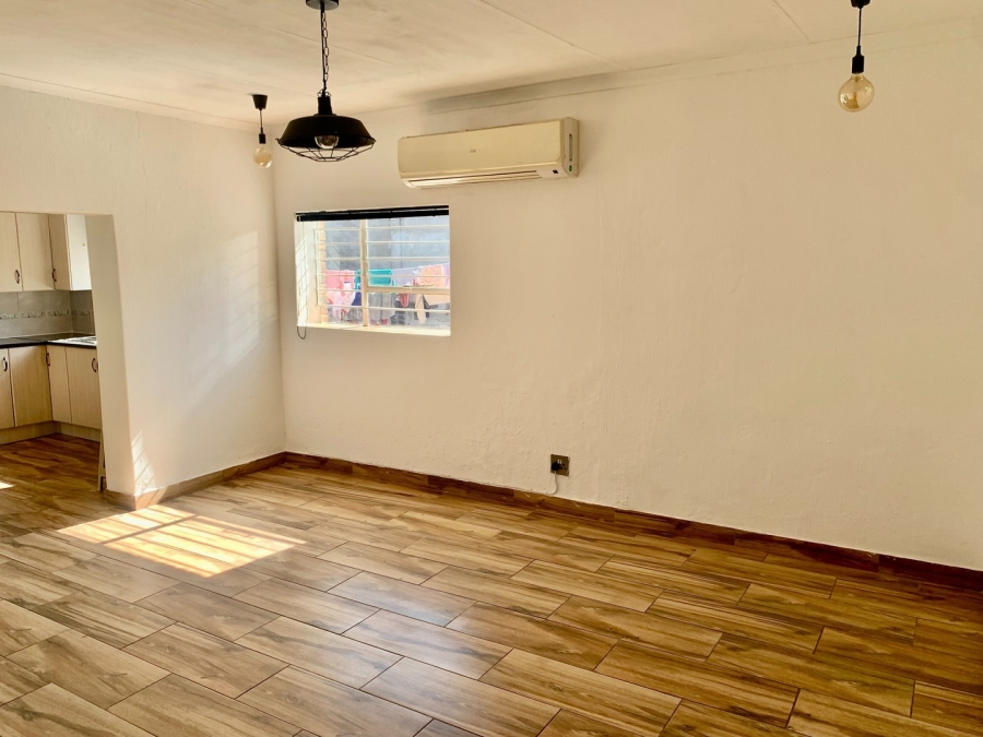 To Let 1 Bedroom Property for Rent in Fourways Gauteng