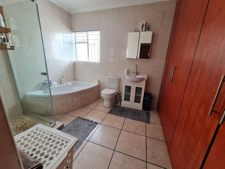 3 Bedroom Property for Sale in Minnebron Gauteng