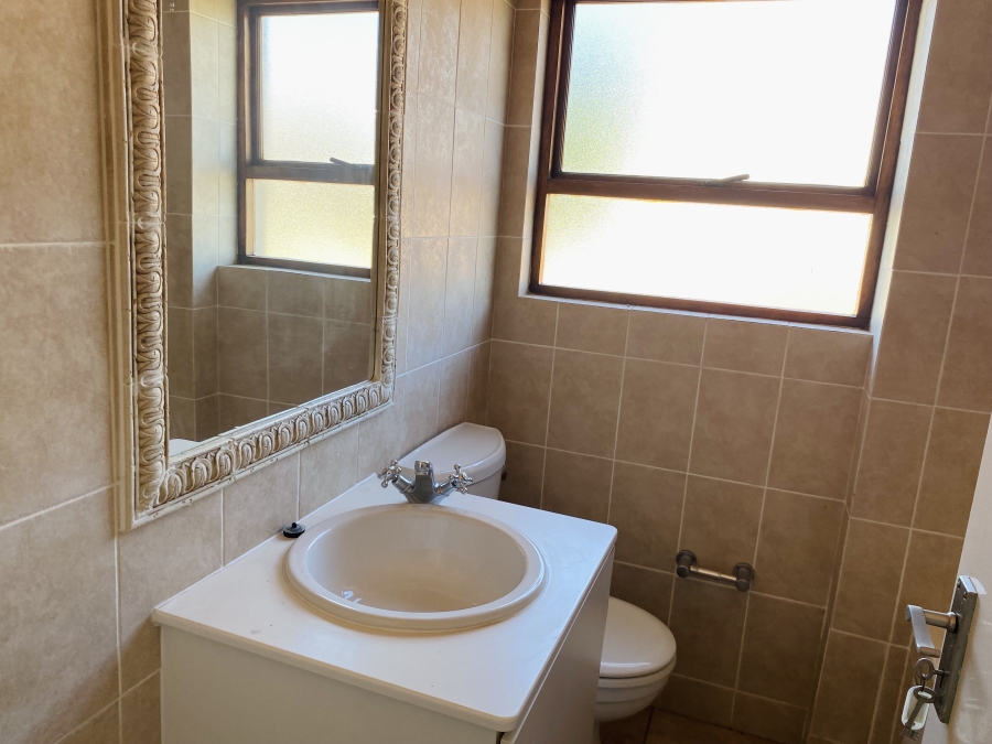 To Let 2 Bedroom Property for Rent in Paulshof Gauteng