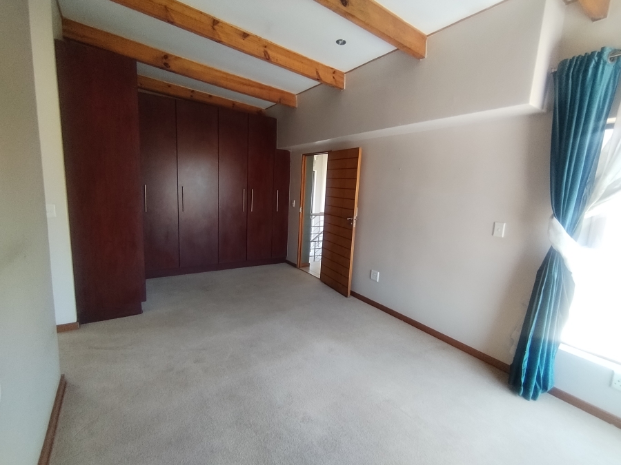 3 Bedroom Property for Sale in Pebble Creek Gauteng