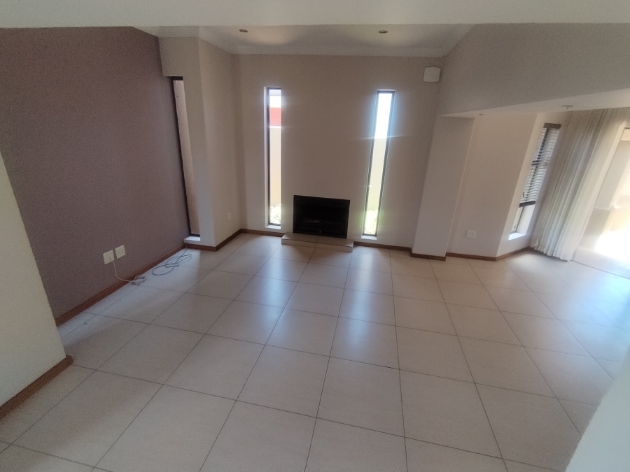 3 Bedroom Property for Sale in Pebble Creek Gauteng