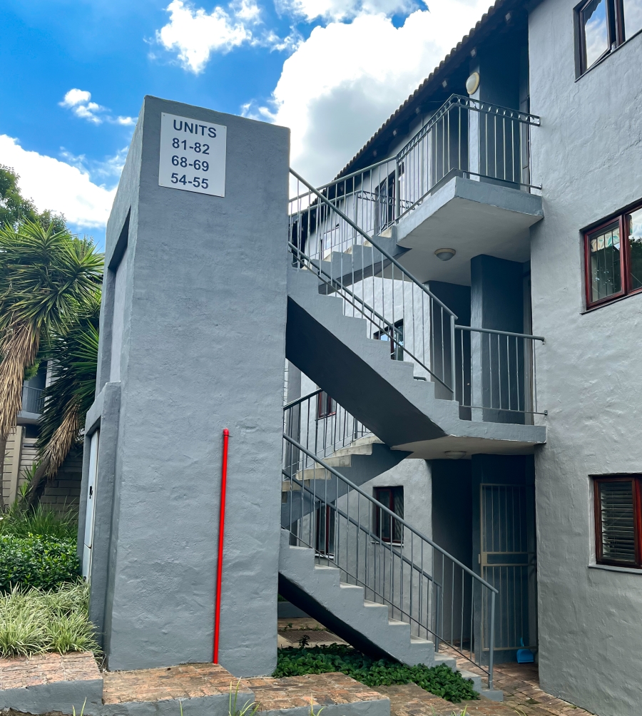 To Let 2 Bedroom Property for Rent in Paulshof Gauteng