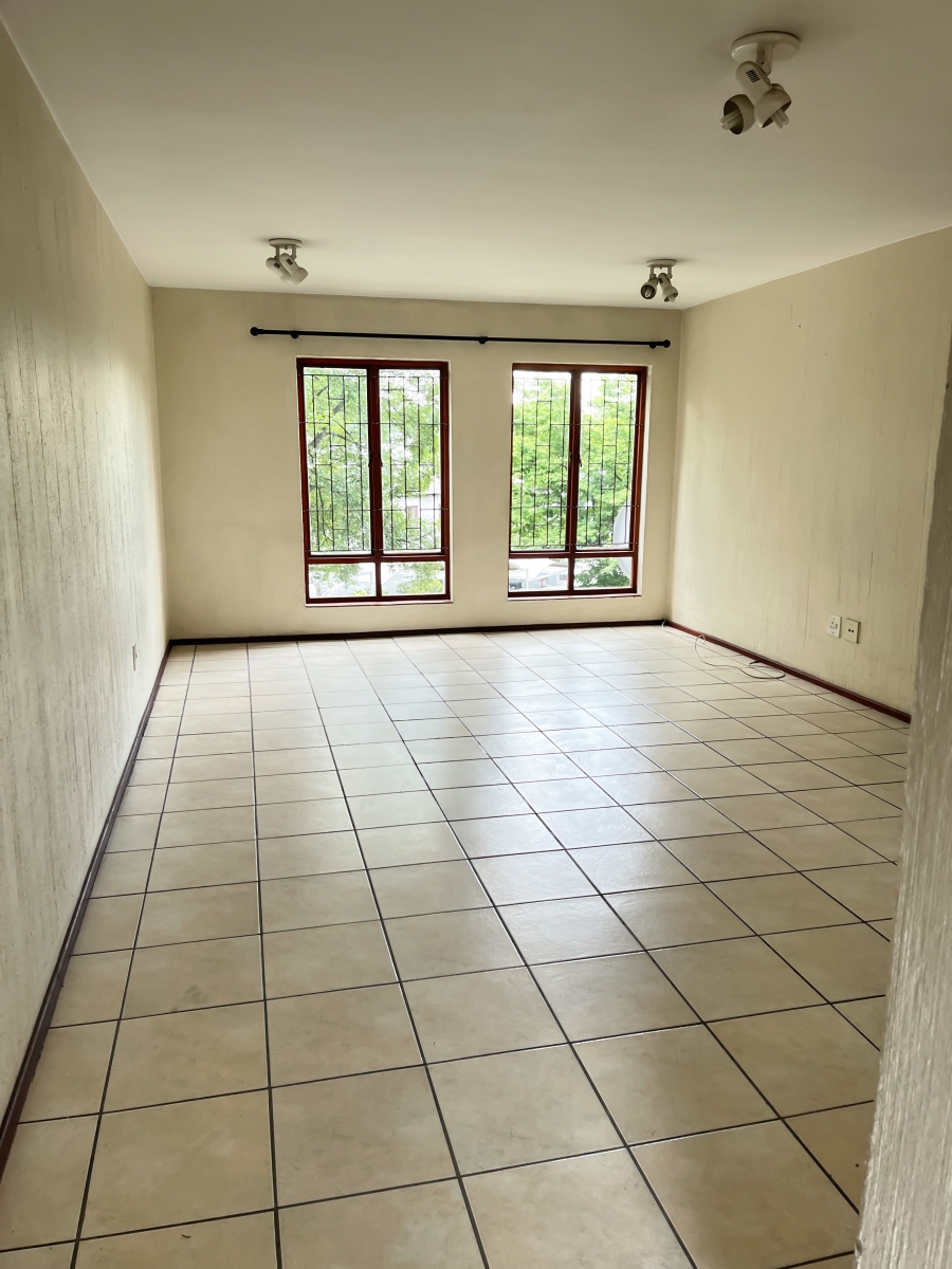 To Let 2 Bedroom Property for Rent in Paulshof Gauteng