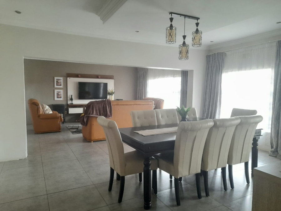 3 Bedroom Property for Sale in Bonanne Gauteng