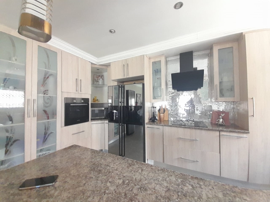 3 Bedroom Property for Sale in Bonanne Gauteng