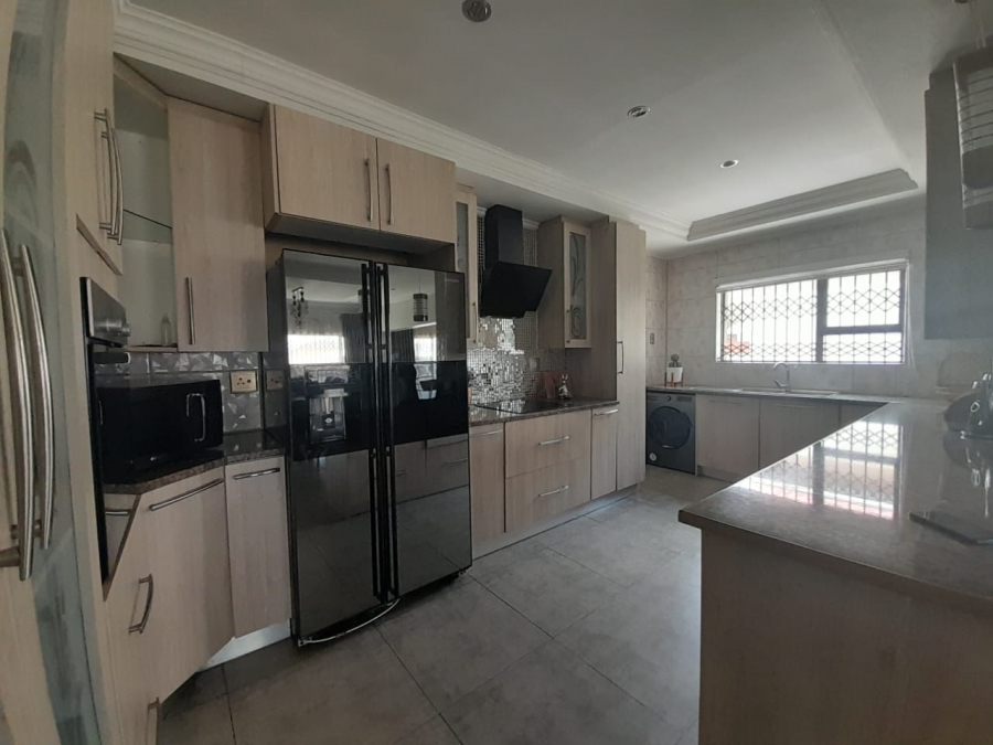 3 Bedroom Property for Sale in Bonanne Gauteng