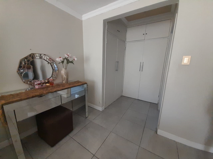 3 Bedroom Property for Sale in Bonanne Gauteng