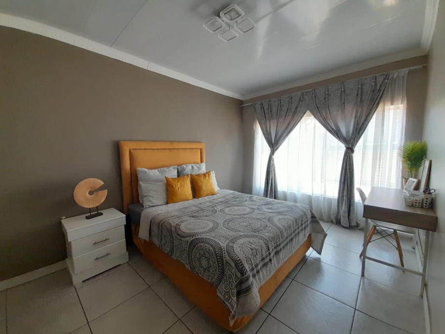 3 Bedroom Property for Sale in Bonanne Gauteng