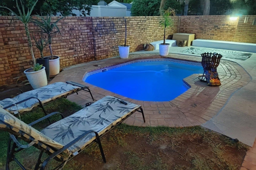 4 Bedroom Property for Sale in Silver Lakes Golf Estate Gauteng