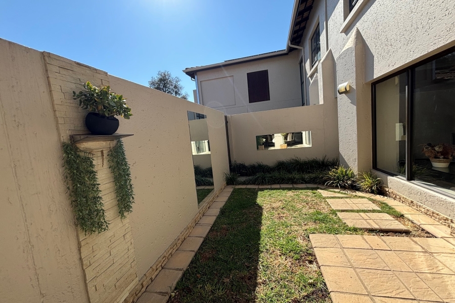 To Let 3 Bedroom Property for Rent in Hyde Park Gauteng