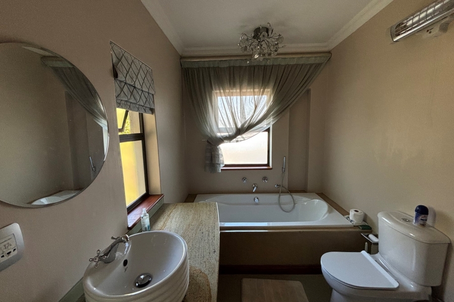 To Let 3 Bedroom Property for Rent in Hyde Park Gauteng