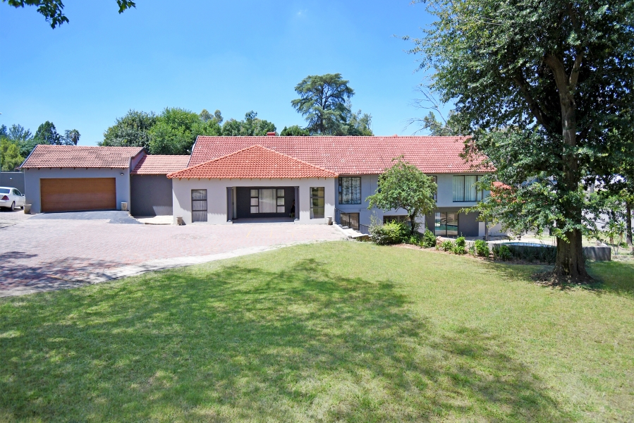 4 Bedroom Property for Sale in Bryanston Gauteng