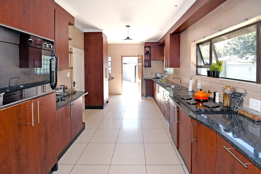 4 Bedroom Property for Sale in Bryanston Gauteng