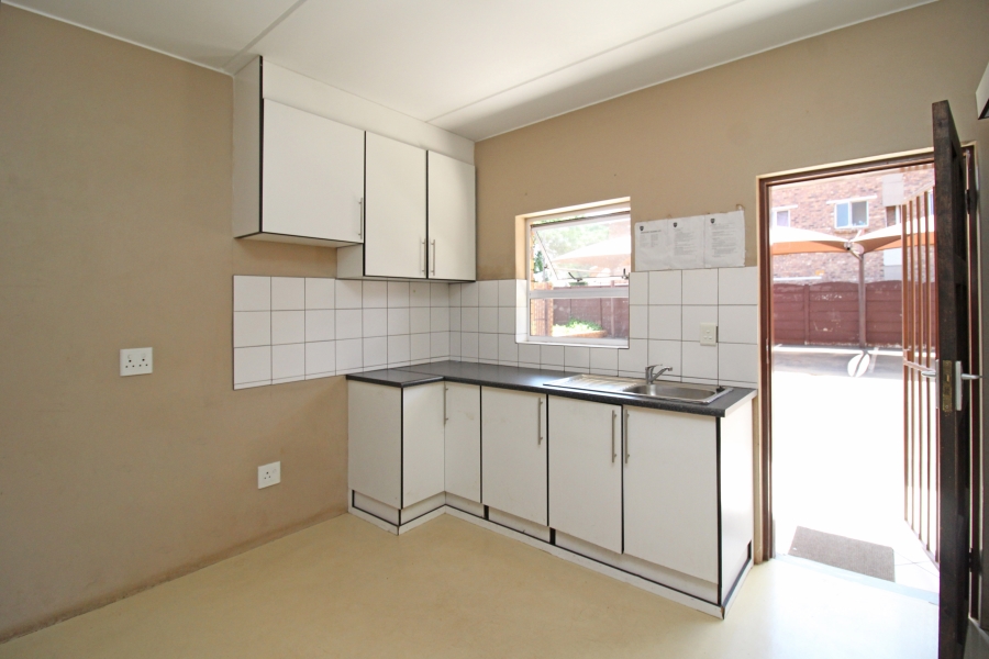 1 Bedroom Property for Sale in Kempton Park Ext 1 Gauteng