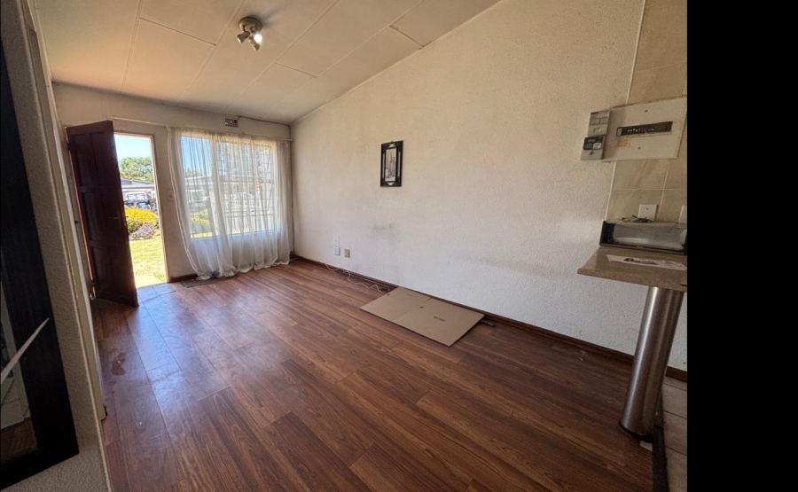 2 Bedroom Property for Sale in Ridgeway Gauteng