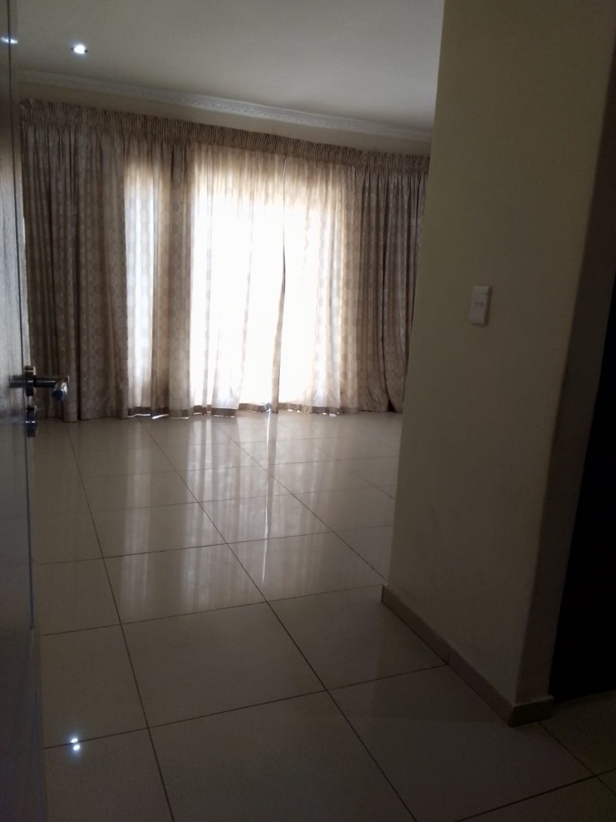 4 Bedroom Property for Sale in The Orchards Gauteng