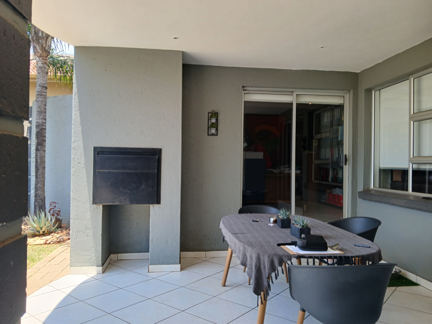 4 Bedroom Property for Sale in Montana Park Gauteng