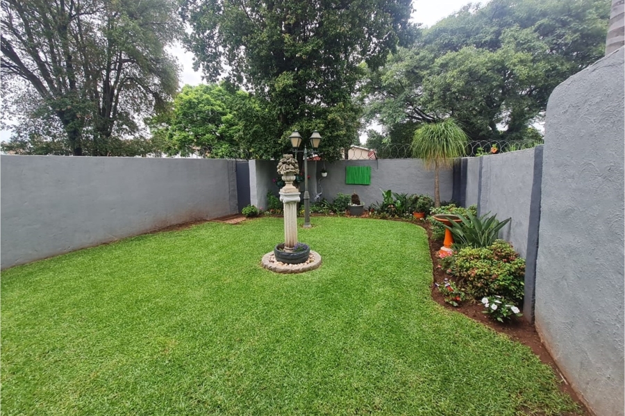 3 Bedroom Property for Sale in Florida Park Gauteng