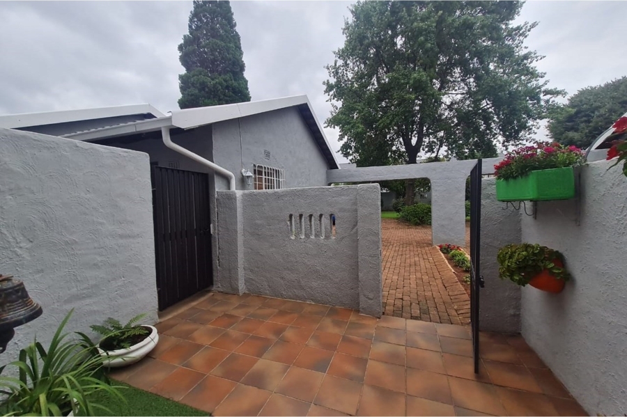 3 Bedroom Property for Sale in Florida Park Gauteng