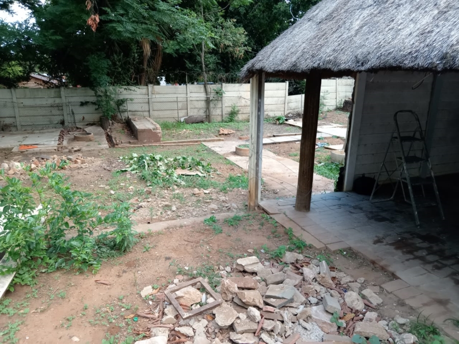 5 Bedroom Property for Sale in Capital Park Gauteng