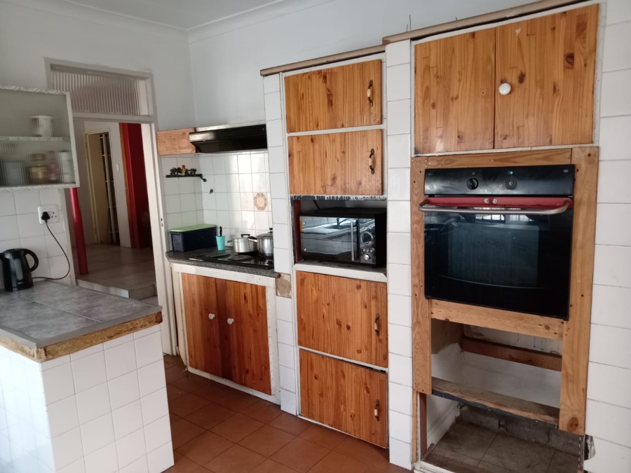 5 Bedroom Property for Sale in Capital Park Gauteng
