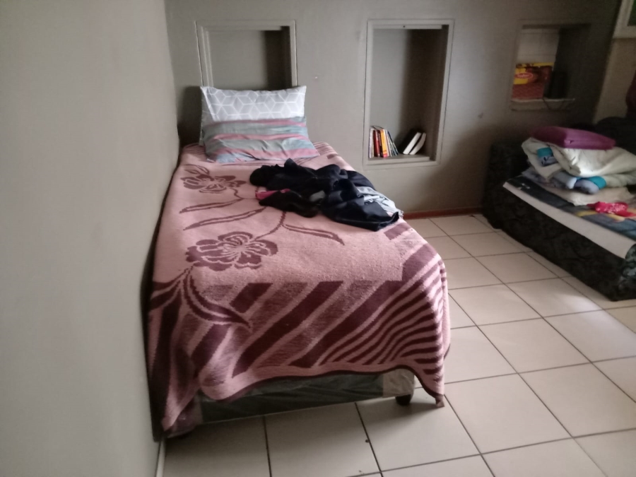 5 Bedroom Property for Sale in Capital Park Gauteng