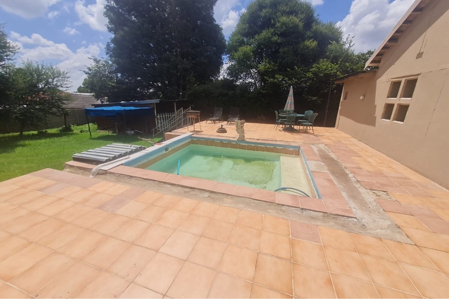 2 Bedroom Property for Sale in Horison Gauteng