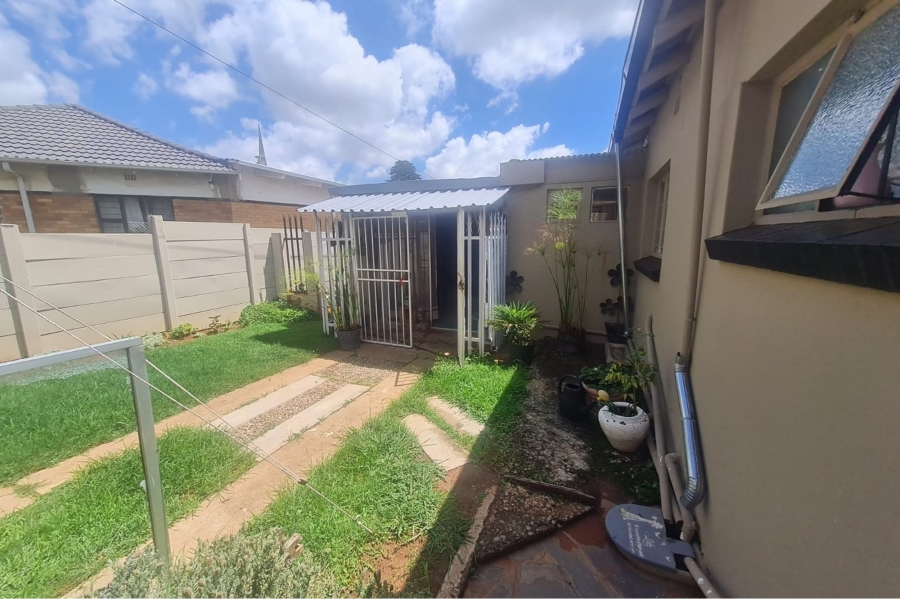 2 Bedroom Property for Sale in Horison Gauteng