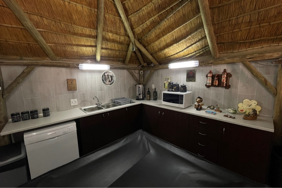 9 Bedroom Property for Sale in Selcourt Gauteng