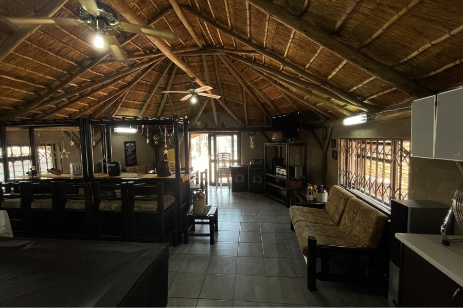 9 Bedroom Property for Sale in Selcourt Gauteng