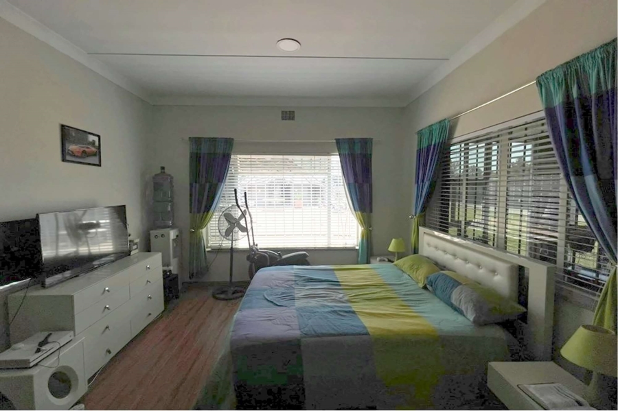 9 Bedroom Property for Sale in Selcourt Gauteng