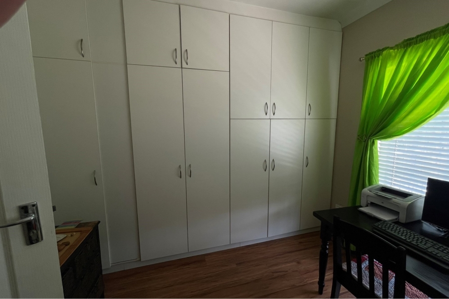 9 Bedroom Property for Sale in Selcourt Gauteng