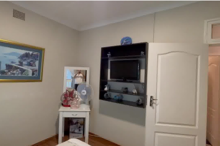 9 Bedroom Property for Sale in Selcourt Gauteng