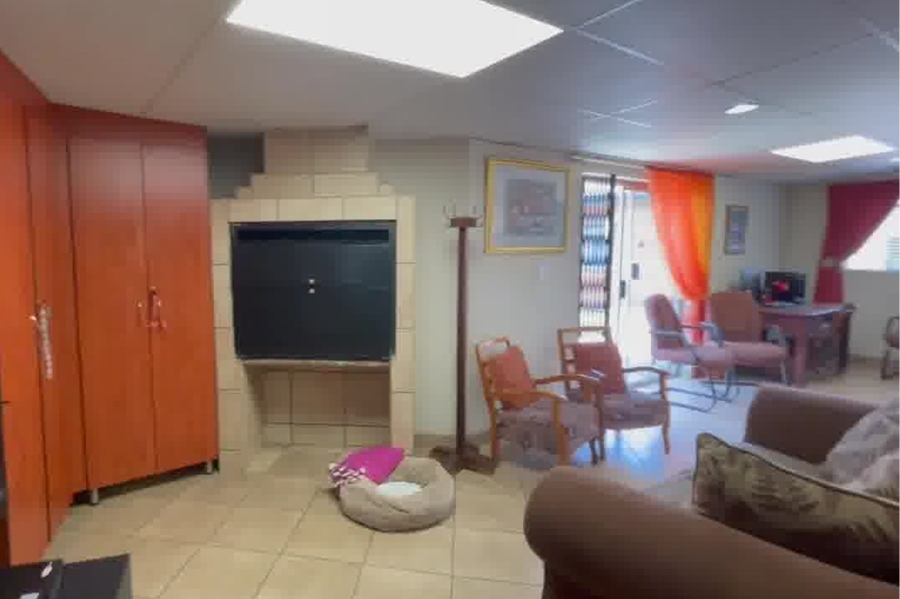 9 Bedroom Property for Sale in Selcourt Gauteng