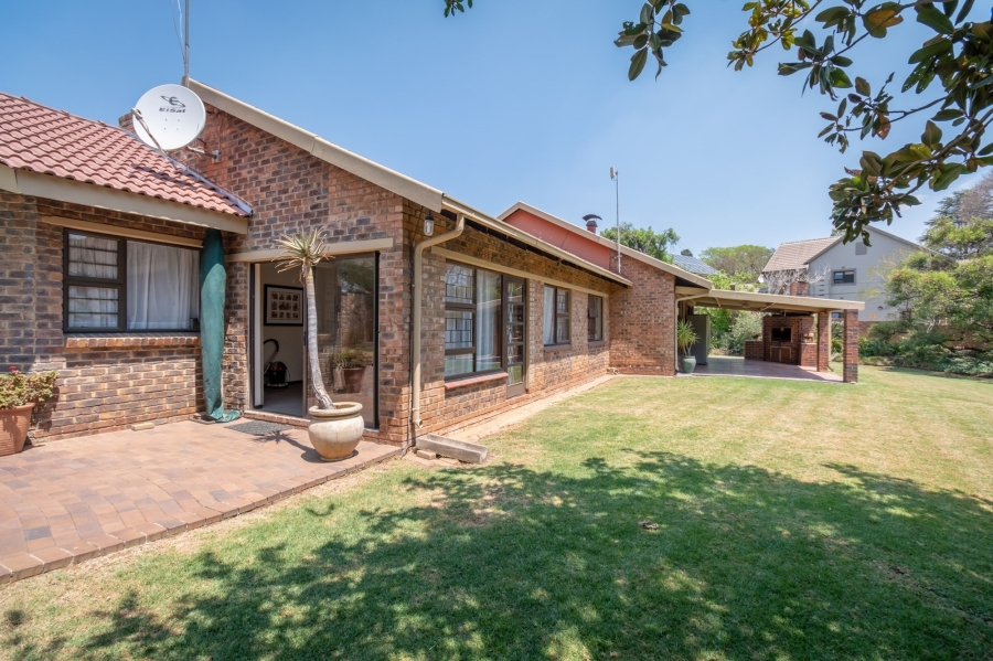 3 Bedroom Property for Sale in Northcliff Gauteng