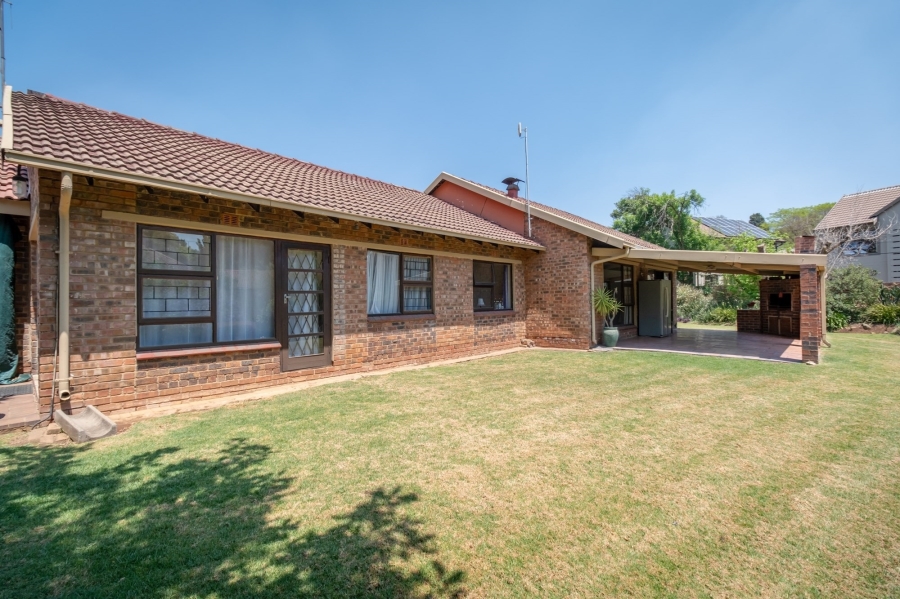 3 Bedroom Property for Sale in Northcliff Gauteng