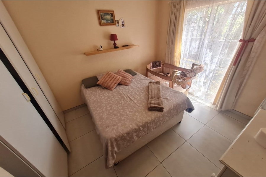 2 Bedroom Property for Sale in Florida Hills Gauteng