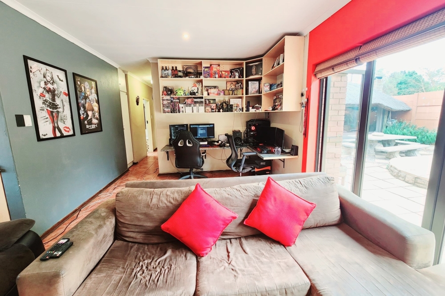 3 Bedroom Property for Sale in Valhalla Gauteng
