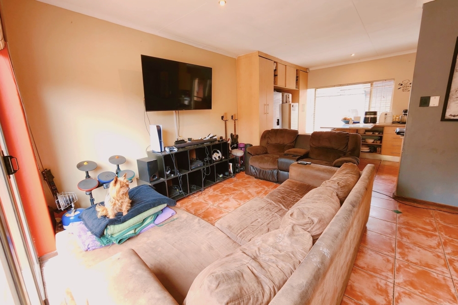 3 Bedroom Property for Sale in Valhalla Gauteng