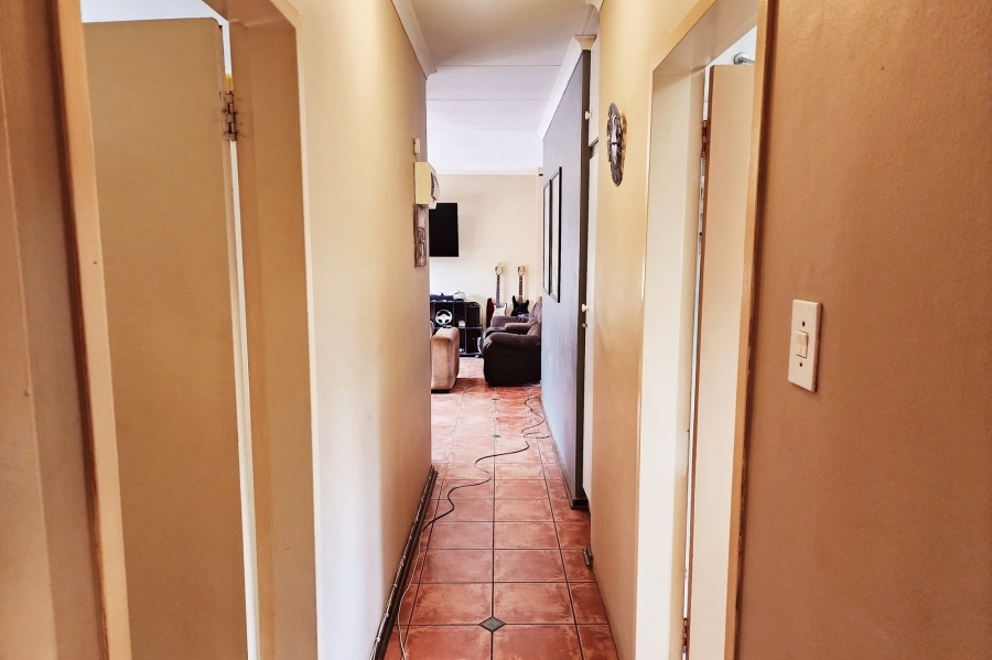 3 Bedroom Property for Sale in Valhalla Gauteng