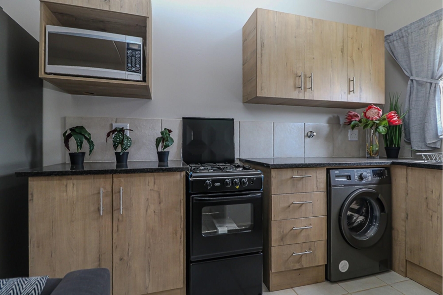 2 Bedroom Property for Sale in Kenleaf Gauteng