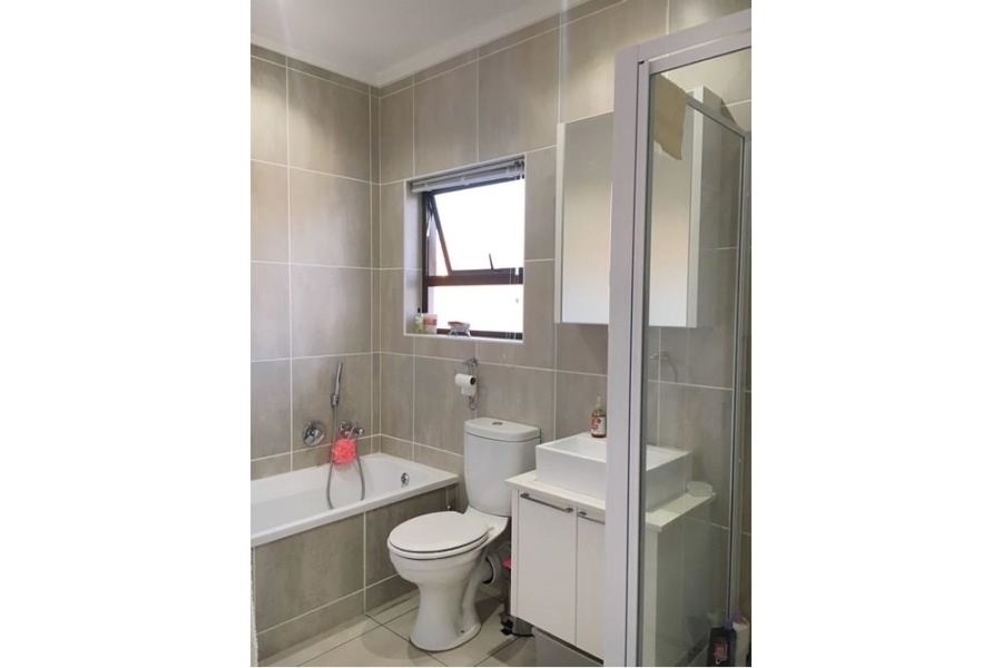 1 Bedroom Property for Sale in Barbeque Downs Gauteng