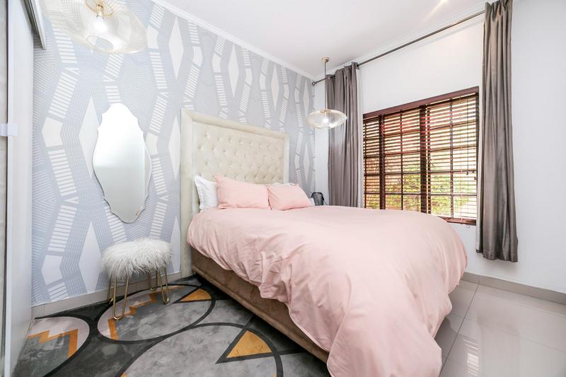 2 Bedroom Property for Sale in Broadacres Gauteng