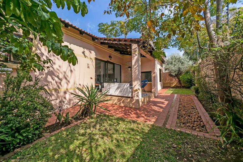 2 Bedroom Property for Sale in Broadacres Gauteng