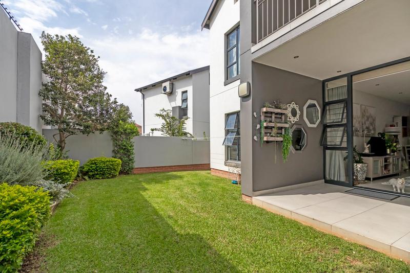 2 Bedroom Property for Sale in Broadacres Gauteng