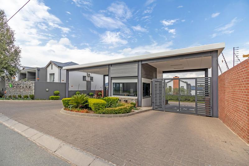 2 Bedroom Property for Sale in Broadacres Gauteng