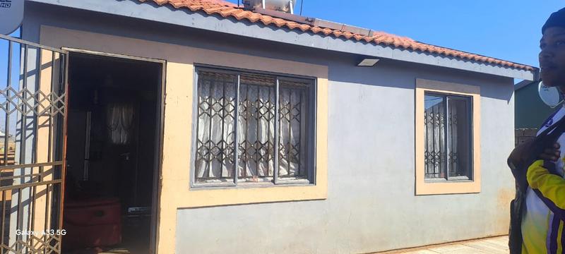 2 Bedroom Property for Sale in Palm Ridge Ext 2 Gauteng