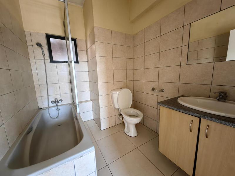 2 Bedroom Property for Sale in Braamfontein Gauteng