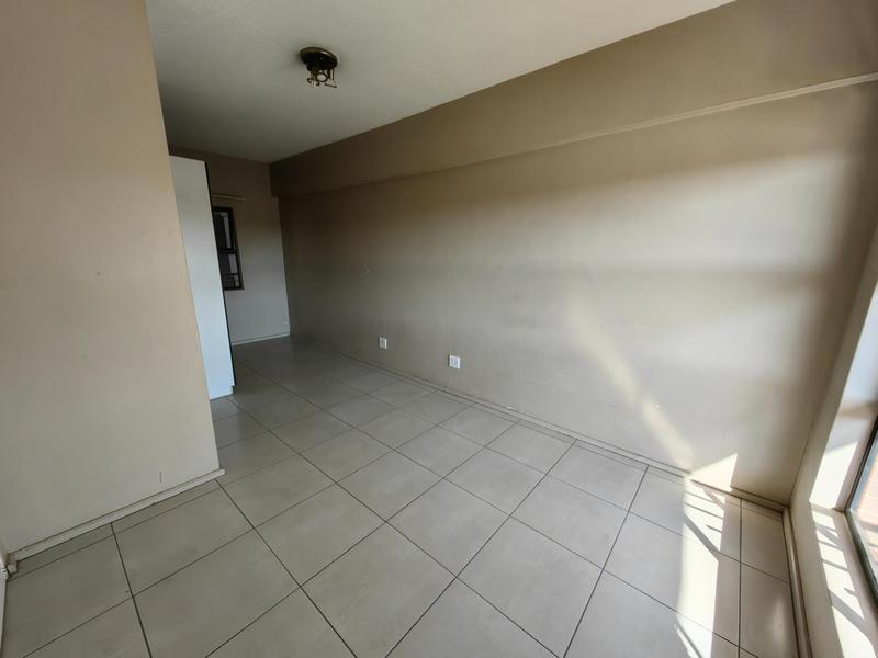 2 Bedroom Property for Sale in Braamfontein Gauteng